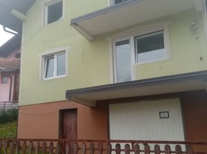 Prodaje se kuća